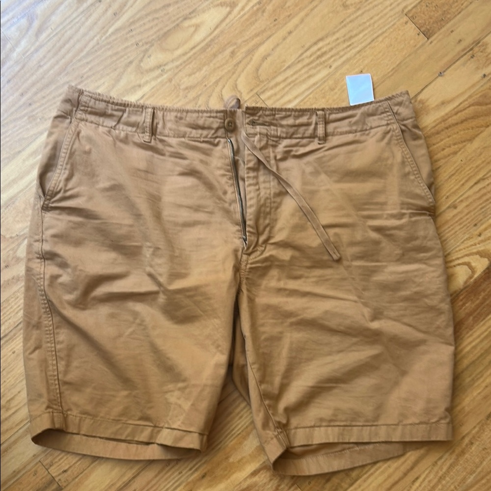 Men's Tan Shorts